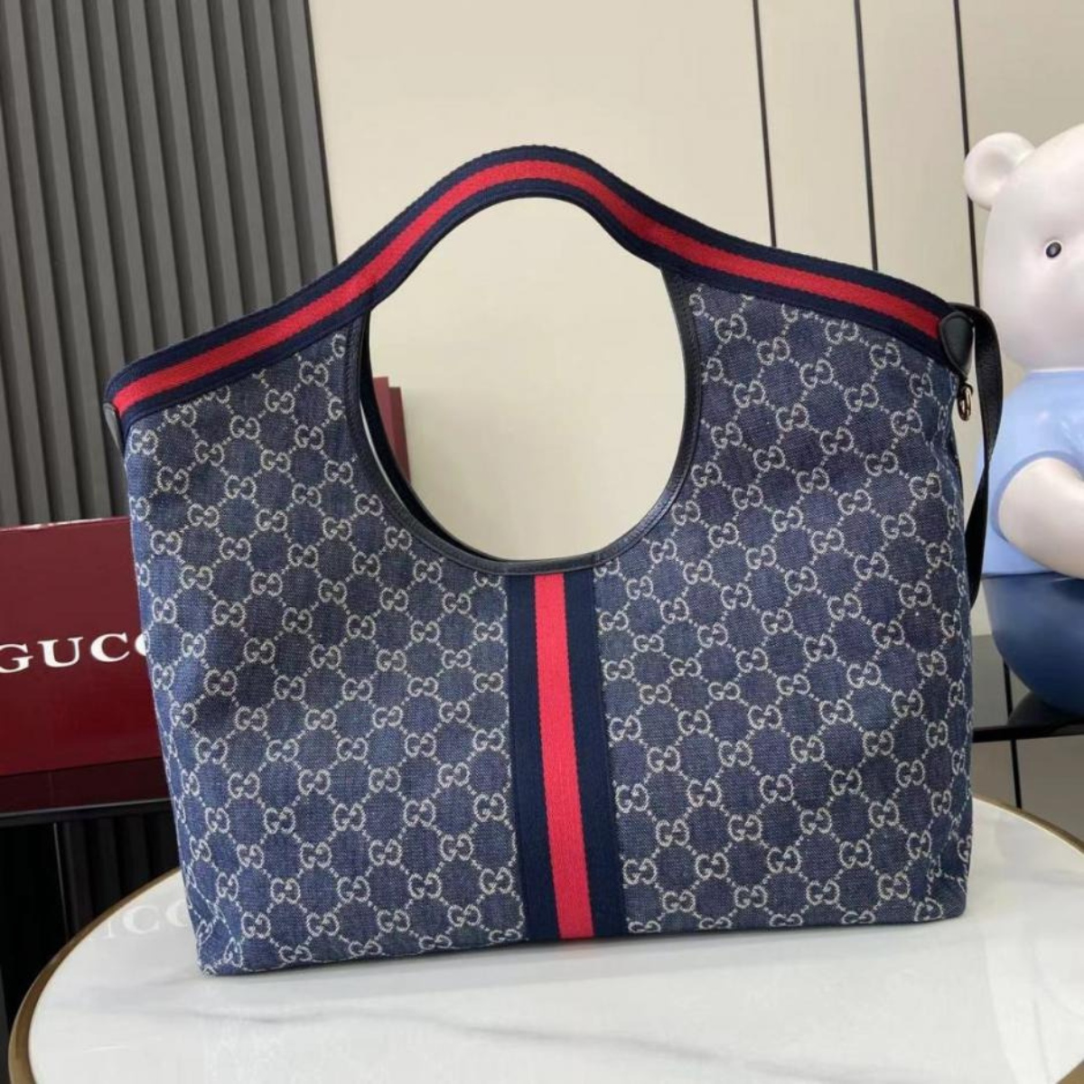 LARGE GUCCI GIGLIO SHOPPER
