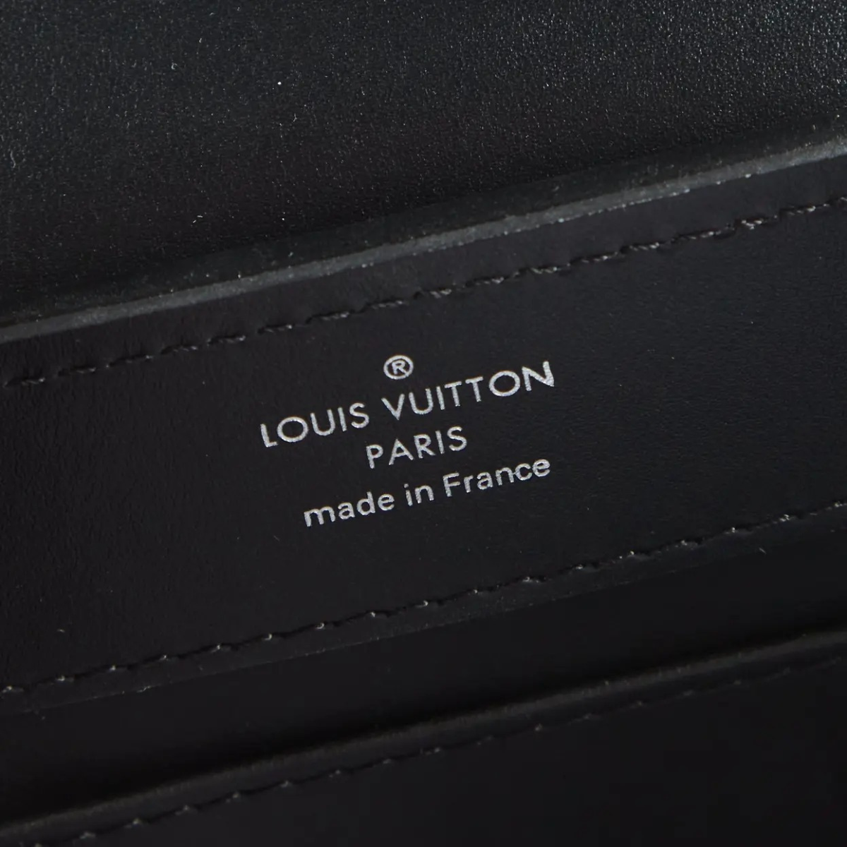 LOUIS VUITTON CAPUCINES MINI BAG