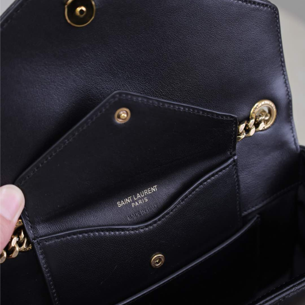 SAINT LAURENT LOULOU SMALL MATELASSÉ BAG