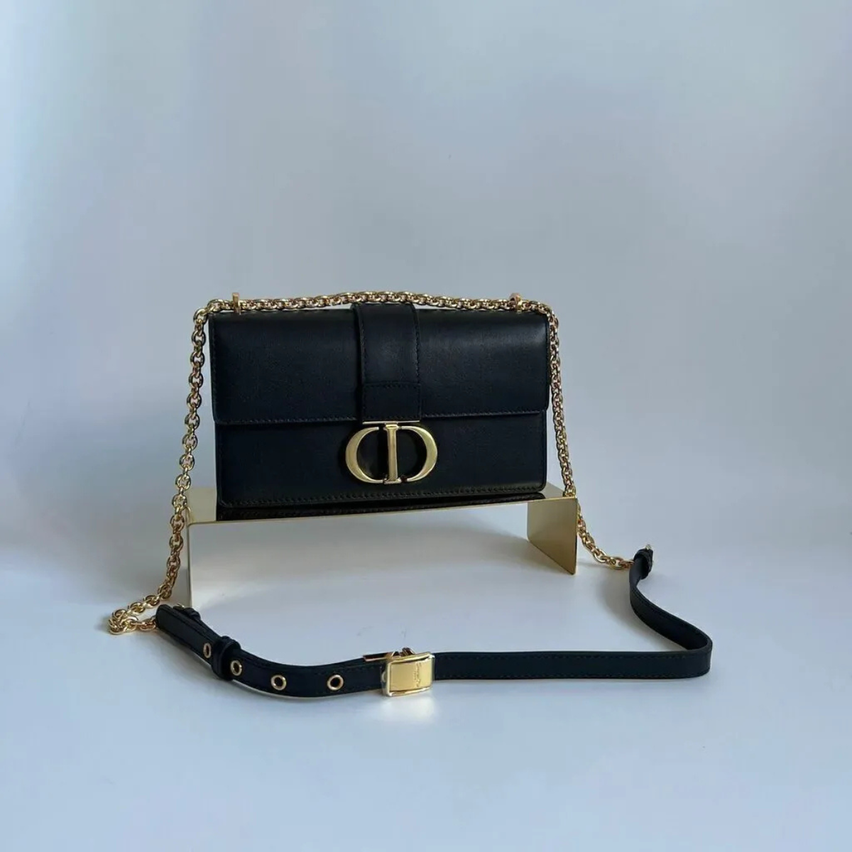 DIOR 30 MONTAIGNE EAST-WEST BAG WITH CHAIN