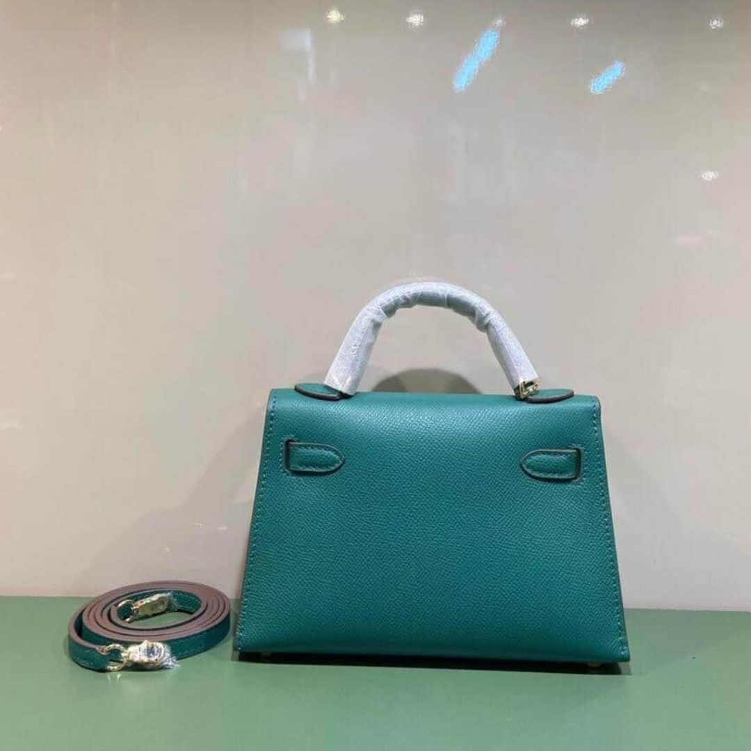 HERMÈS KELLY 20 BAG WITH GOLD HARDWARE IN GREEN