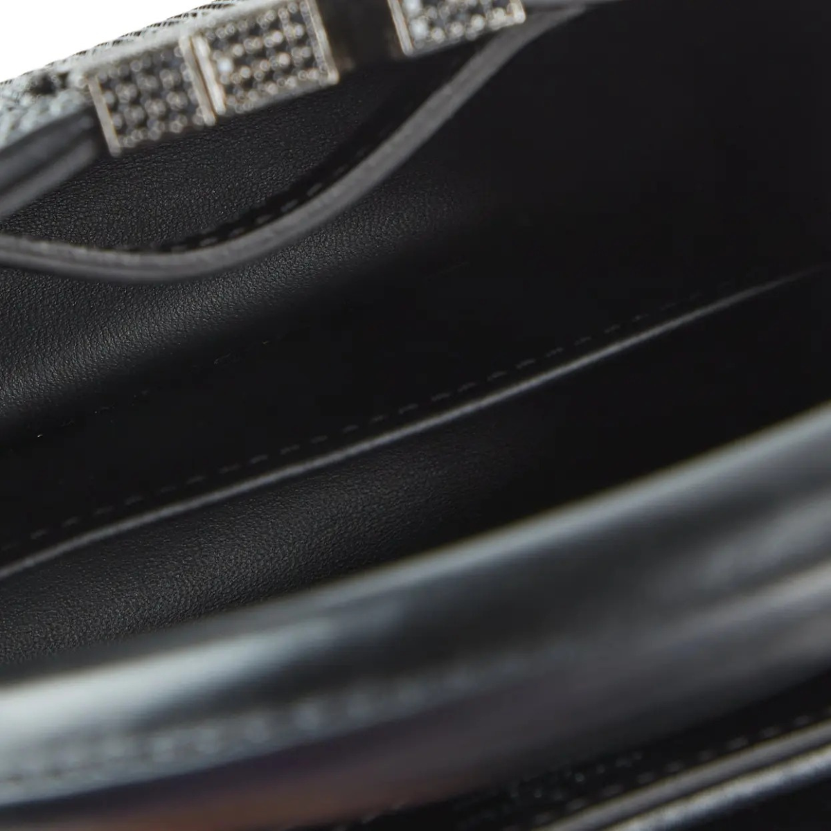 LOUIS VUITTON CAPUCINES MINI BAG