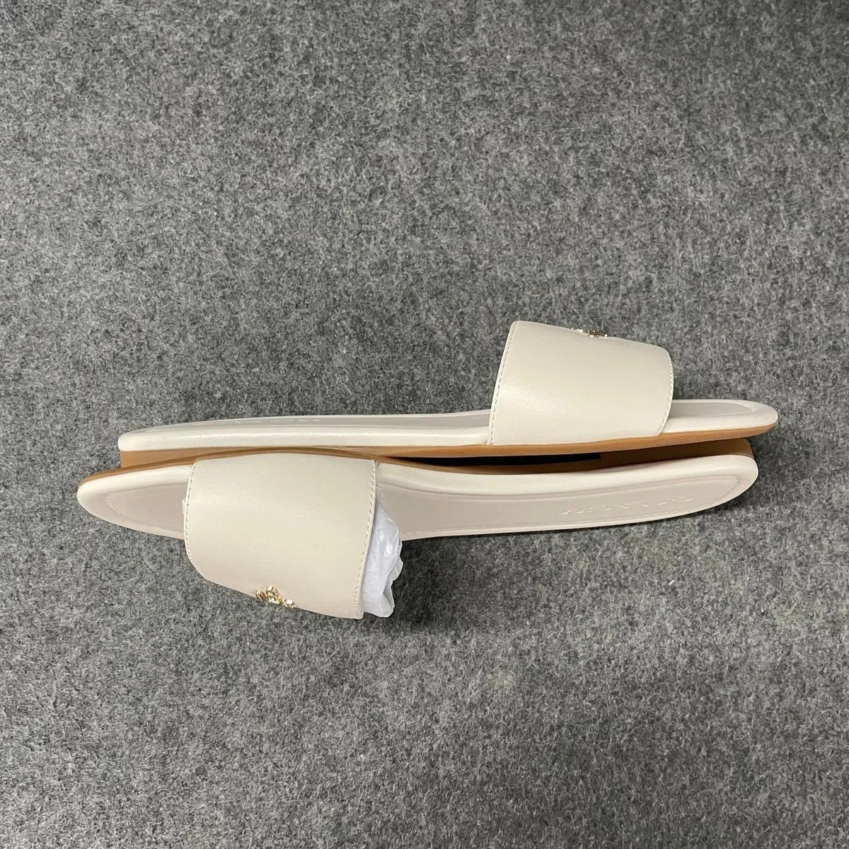 COACH LOCKUP LEATHER SLIDE SANDAL